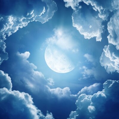 Фотообои Луна среди облаков